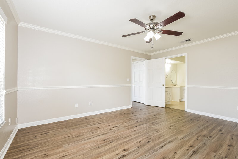 2,730/Mo, 10051 Sandbar St Orlando, FL 32825 Main Bedroom View 2