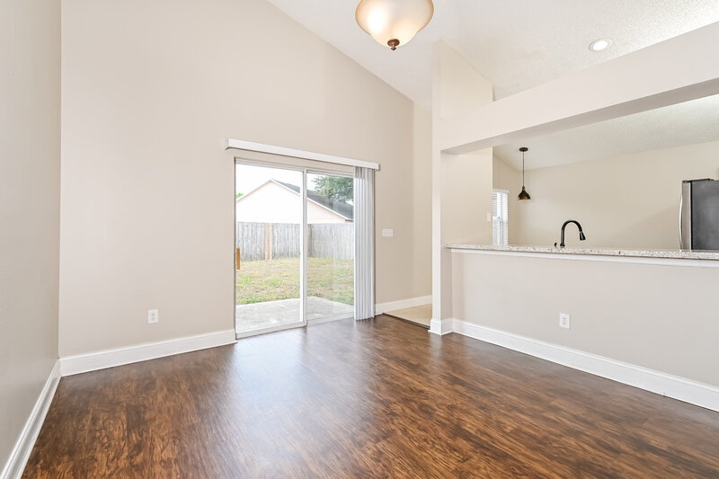 2,380/Mo, 5821 Rywood Dr Orlando, FL 32810 Dining Room View