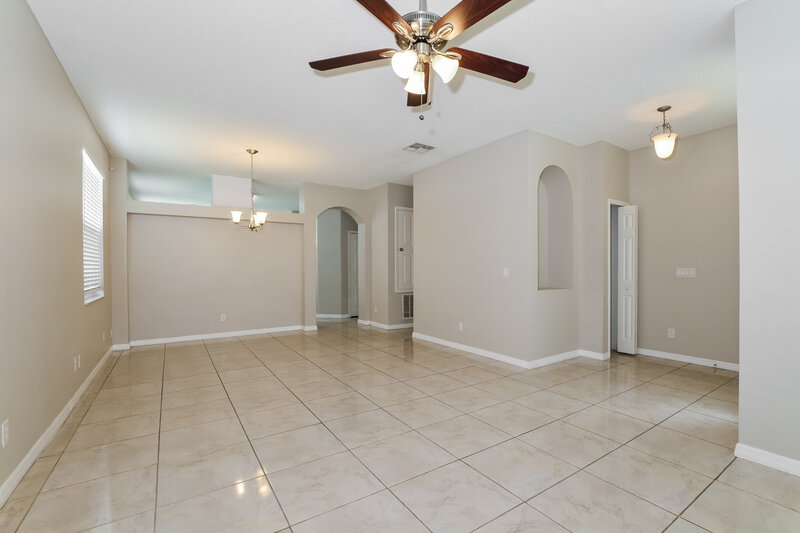 2,125/Mo, 2725 Eagle Glen Cir Kissimmee, FL 34746 Living Room View