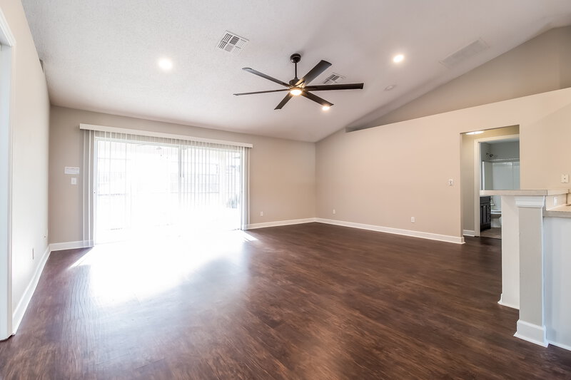 2,980/Mo, 297 Bent Oak Ct Leesburg, FL 34748 Living Room View