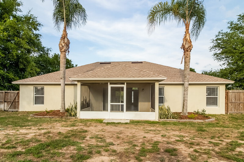 2,980/Mo, 297 Bent Oak Ct Leesburg, FL 34748 Rear View