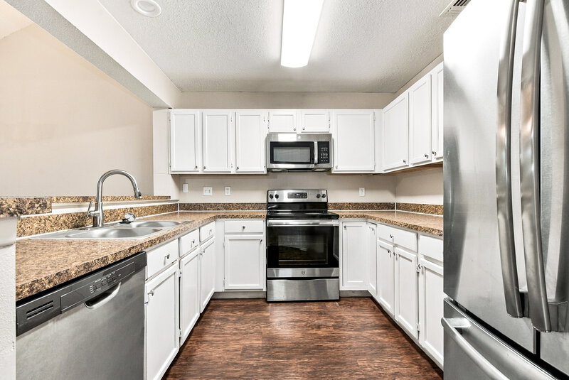 2,595/Mo, 395 Cidermill Pl Lake Mary, FL 32746 Kitchen View