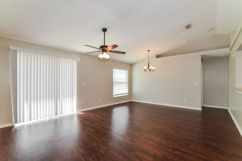 2,055/Mo, 11837 Windflower Court Clermont, FL 34711 Living Room View