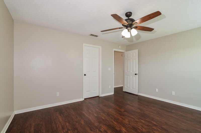 2,055/Mo, 11837 Windflower Court Clermont, FL 34711 Main Bedroom View 2