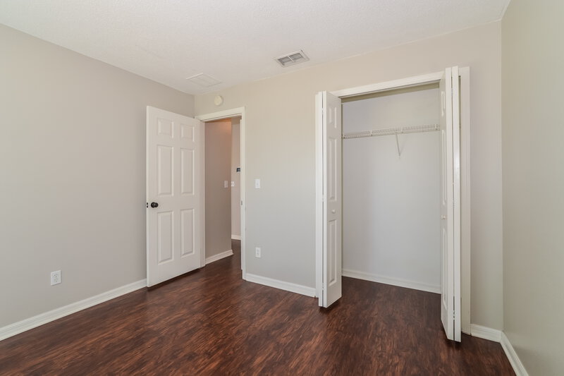 2,055/Mo, 11837 Windflower Court Clermont, FL 34711 Bedroom View 4