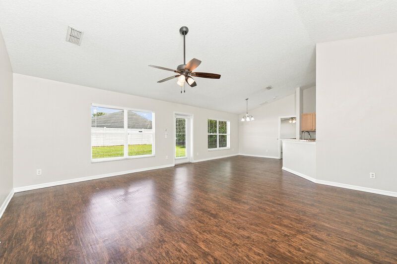 2,460/Mo, 3623 Doe Run Dr Saint Cloud, FL 34772 Living Room View
