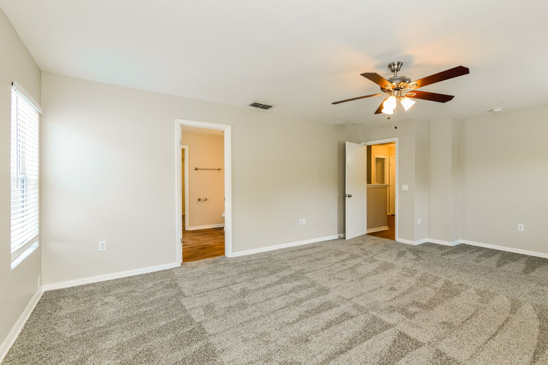 2,485/Mo, 4650 Ross Lanier Ln Kissimmee, FL 34758 Main Bedroom View 2