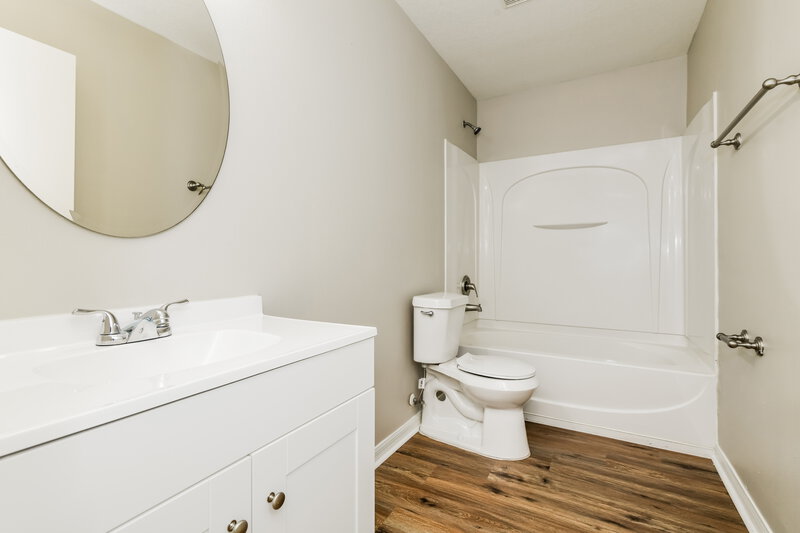 2,485/Mo, 4650 Ross Lanier Ln Kissimmee, FL 34758 Bathroom View