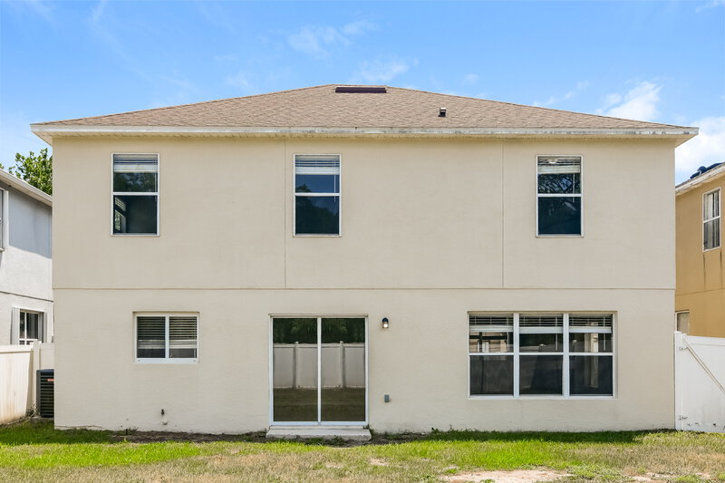 2,485/Mo, 4650 Ross Lanier Ln Kissimmee, FL 34758 Rear View