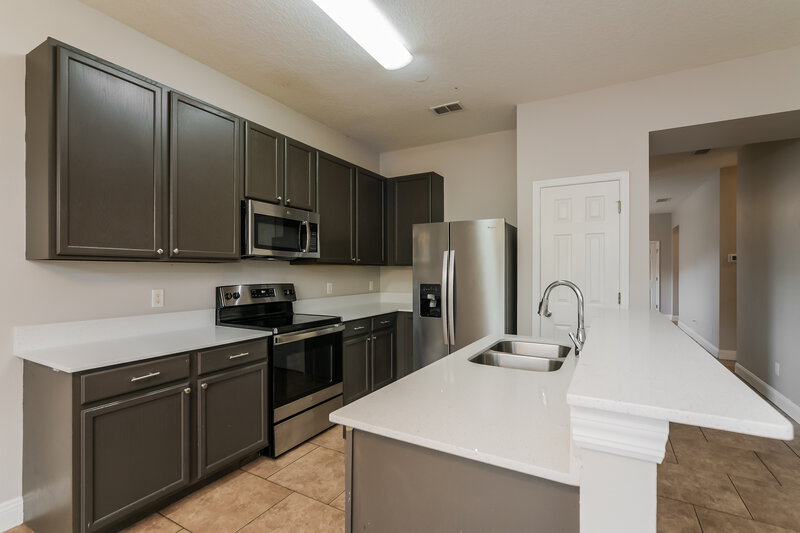 2,435/Mo, 439 Vicks Landing Dr Apopka, FL 32712 Kitchen View