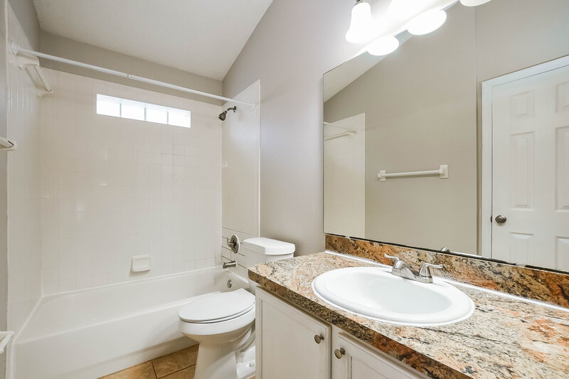 2,760/Mo, 2160 Jessa Dr Kissimmee, FL 34743 Bathroom View