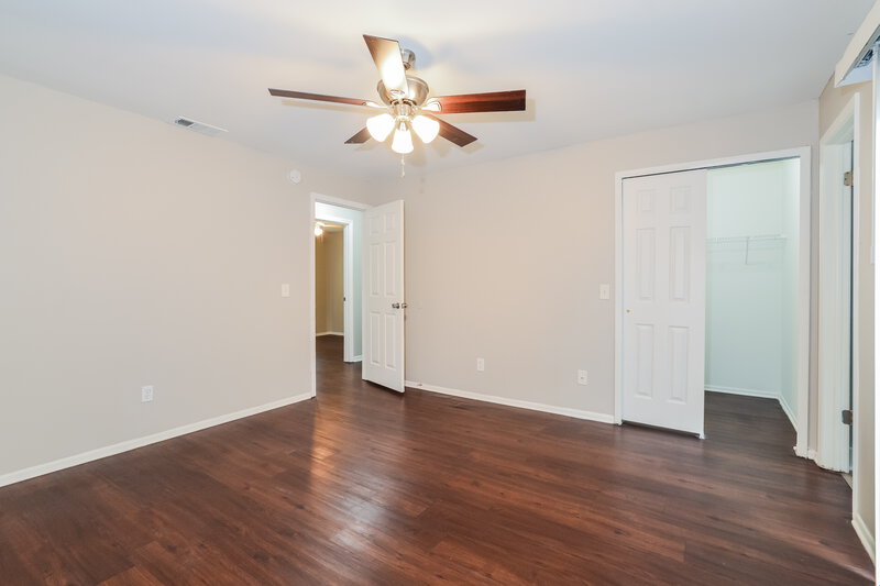 2,155/Mo, 7929 Autumn Wood Dr Orlando, FL 32825 Main Bedroom View 2