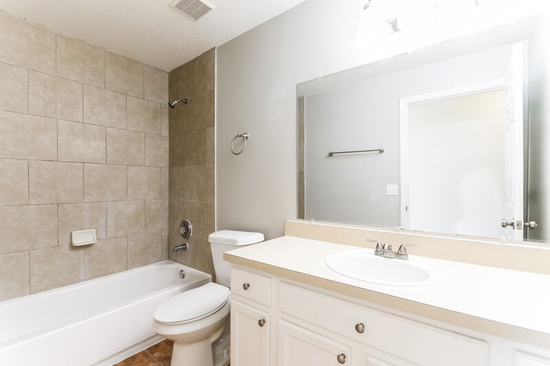 2,760/Mo, 2769 Eagle Ridge Loop Kissimmee, FL 34746 Bathroom View