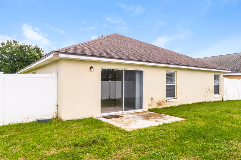 2,760/Mo, 2769 Eagle Ridge Loop Kissimmee, FL 34746 Rear View