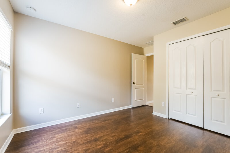 2,245/Mo, 820 Shore Breeze Way Minneola, FL 34715 Bedroom View 2