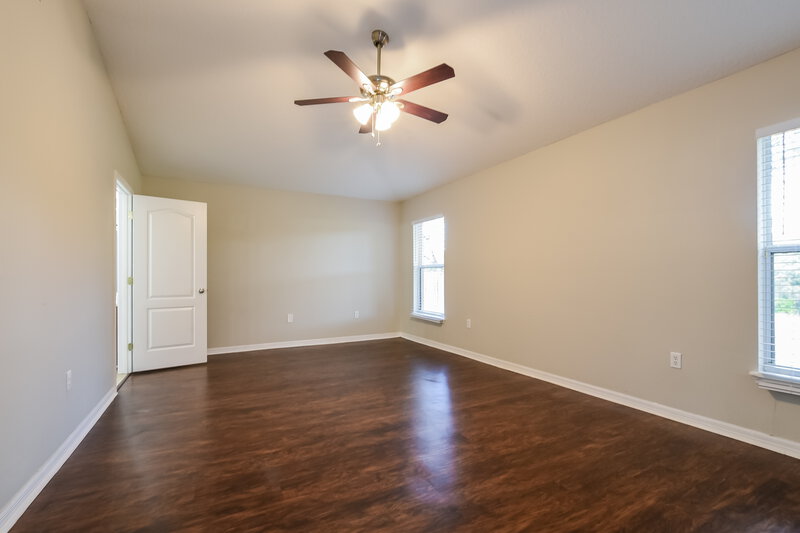 2,145/Mo, 30212 PGA Dr Sorrento, FL 32776 Living Room View