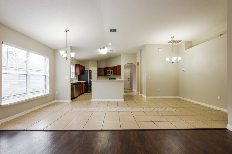 2,145/Mo, 30212 PGA Dr Sorrento, FL 32776 Dining Room View 3