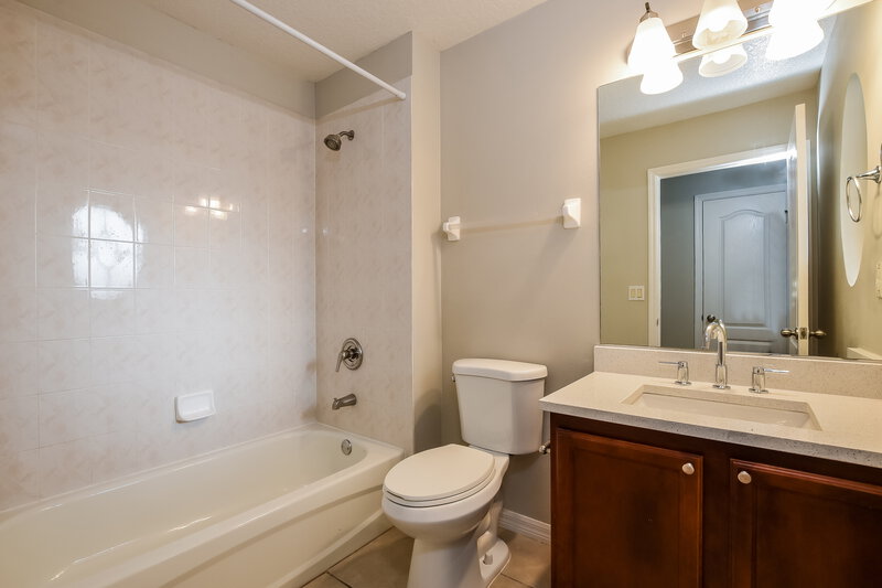 2,145/Mo, 30212 PGA Dr Sorrento, FL 32776 Bathroom View