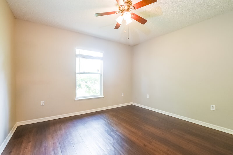 2,530/Mo, 13825 Econ Woods Ln Orlando, FL 32826 Bedroom View 3