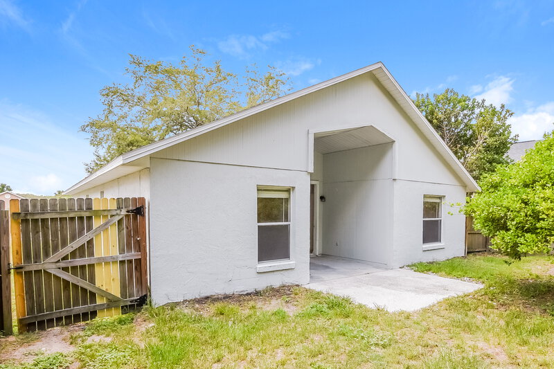 2,345/Mo, 1164 Sheeler Hills Dr Apopka, FL 32703 Rear View