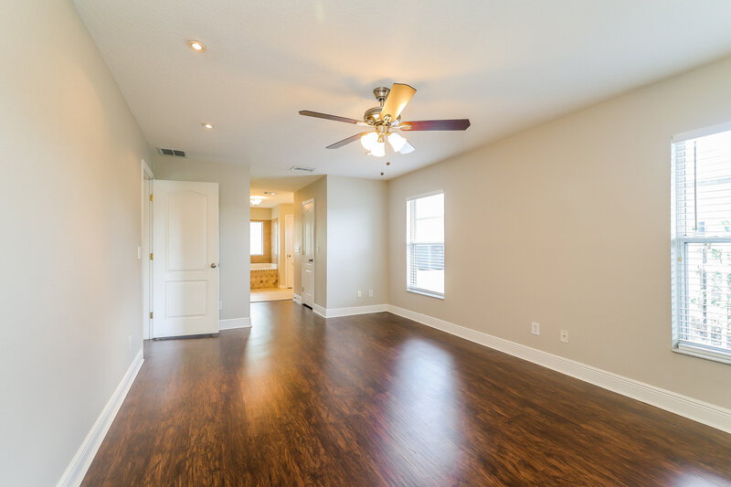 3,250/Mo, 1900 Southern Oak Loop Minneola, FL 34715 Main Bedroom View