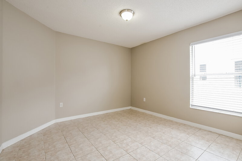 2,370/Mo, 4616 Falcon Ave Kissimmee, FL 34746 Main Bedroom View