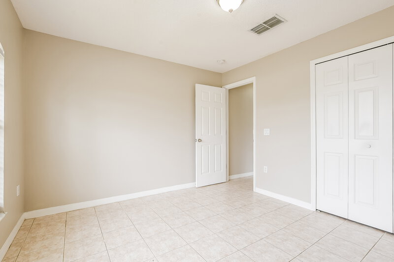 2,370/Mo, 4616 Falcon Ave Kissimmee, FL 34746 Bedroom View 3