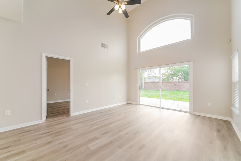 2,500/Mo, 2034 Meadow Pond Way Orlando, FL 32824 Living Room View