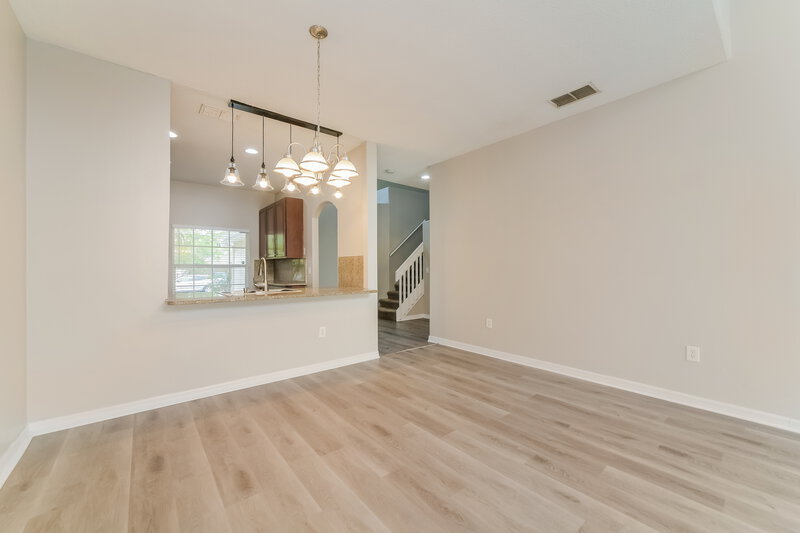 2,500/Mo, 2034 Meadow Pond Way Orlando, FL 32824 Dining Room View