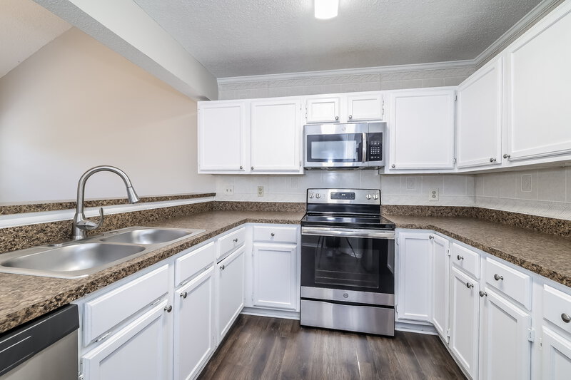 2,195/Mo, 809 Reedy Cv Casselberry, FL 32707 Kitchen View