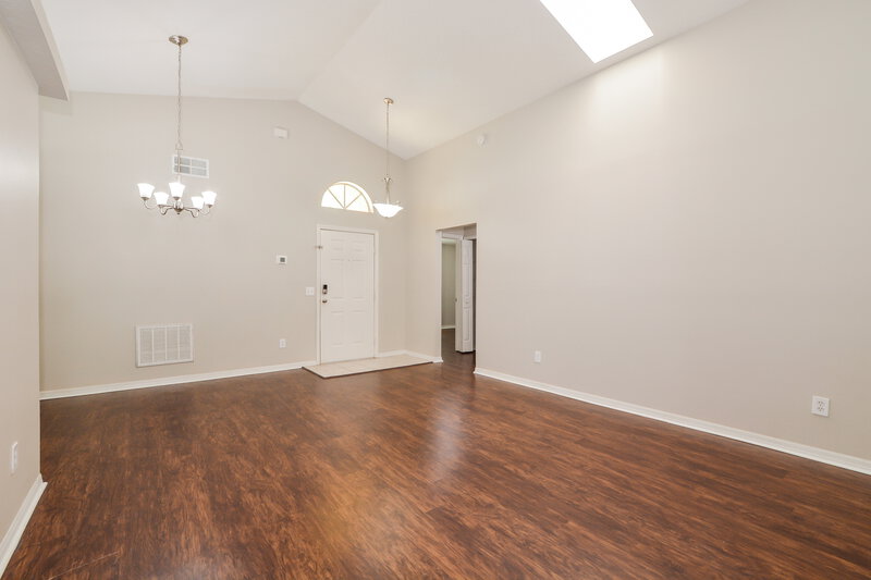 2,125/Mo, 493 Lancers Dr Winter Springs, FL 32708 Living Room View 2