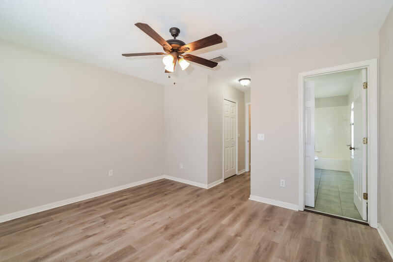 2,460/Mo, 15261 Harrowgate Way Winter Garden, FL 34787 Main Bedroom View