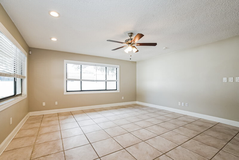 2,375/Mo, 9504 Lake Douglas Pl Orlando, FL 32817 Living Room View