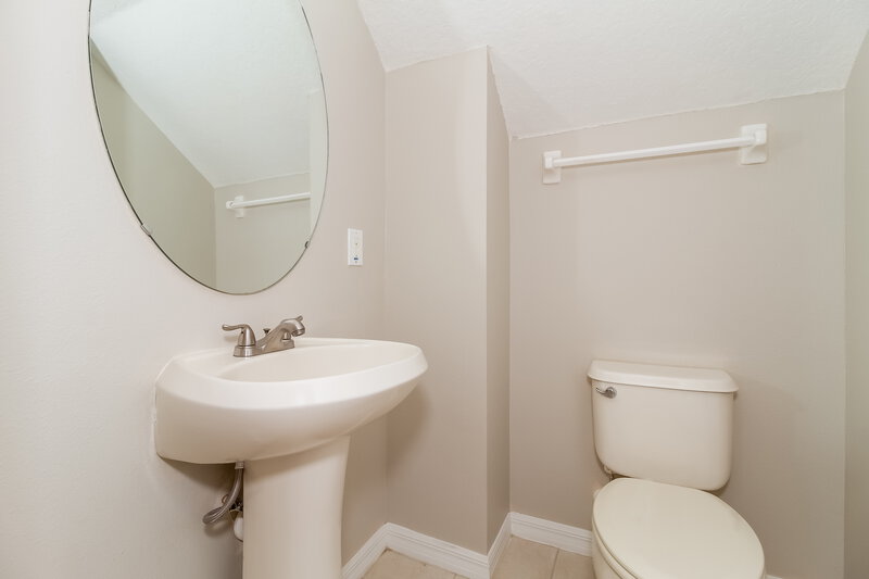 2,680/Mo, 2131 Portcastle Cir Winter Garden, FL 34787 Bathroom View