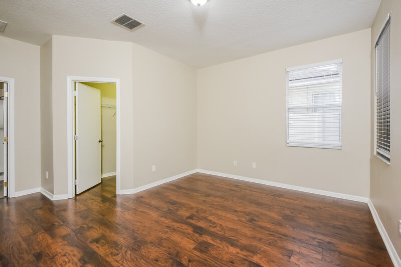 2,460/Mo, 1424 Blackwater Pond Dr Orlando, FL 32828 Main Bedroom View 2