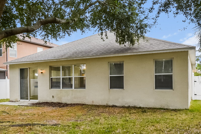 2,460/Mo, 1424 Blackwater Pond Dr Orlando, FL 32828 Rear View