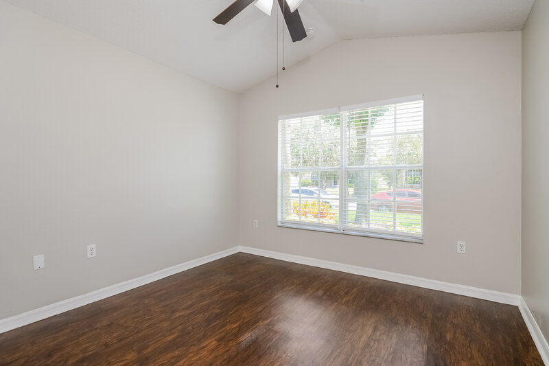 2,205/Mo, 1320 Creekview Ct Saint Cloud, FL 34772 Bedroom View