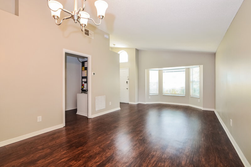 2,275/Mo, 641 Whitetail Loop Apopka, FL 32703 Living Room View 2