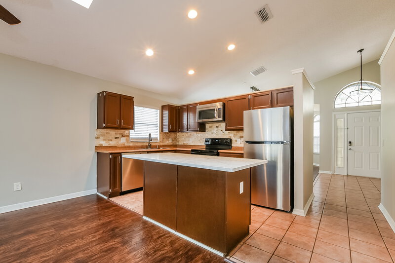 2,190/Mo, 1820 Greenbrook Ct Oviedo, FL 32766 Kitchen View