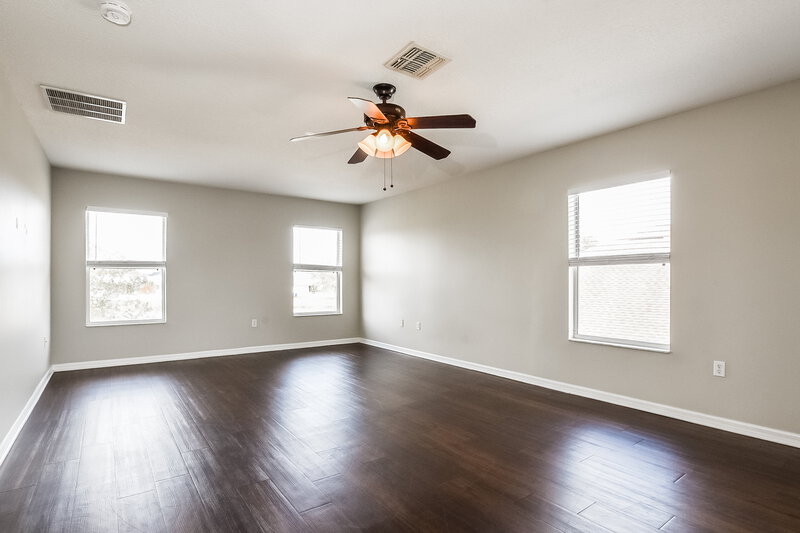 2,300/Mo, 3433 Goldeneye Ln Saint Cloud, FL 34772 Main Bedroom View