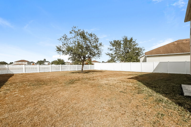 2,300/Mo, 3433 Goldeneye Ln Saint Cloud, FL 34772 Rear View 2