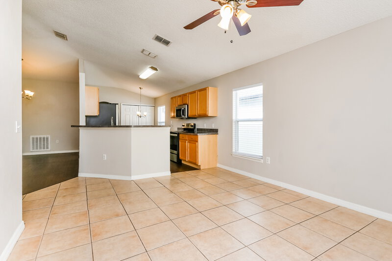 1,840/Mo, 2955 Leba Ln Saint Cloud, FL 34772 Family Room View 2
