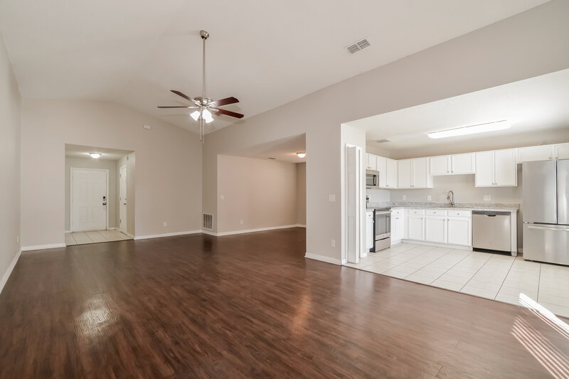 2,185/Mo, 2100 Mallard Creek Circle Kissimmee, FL 34743 Living Room View 2