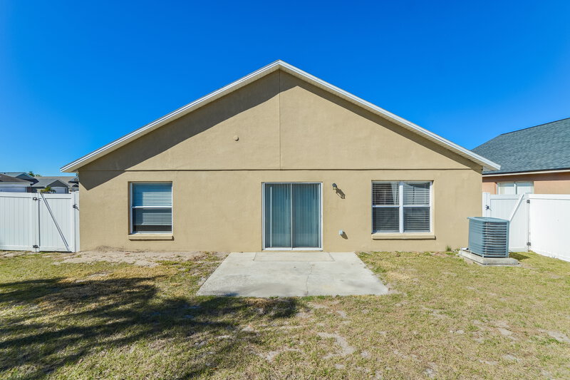 2,185/Mo, 2100 Mallard Creek Circle Kissimmee, FL 34743 Rear View