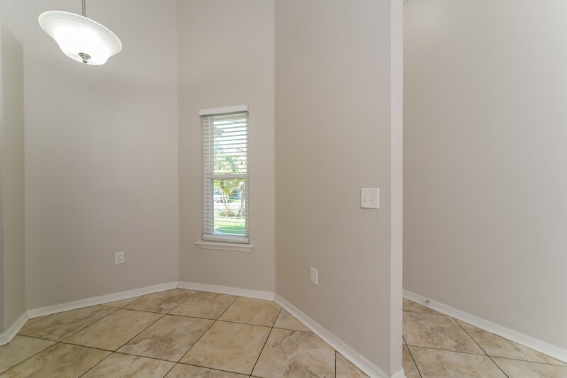 1,920/Mo, 4304 Natchez Trace Dr Saint Cloud, FL 34769 Breakfast Nook View