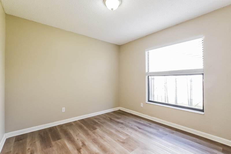 2,420/Mo, 1418 Mona Dr Kissimmee, FL 34744 Bedroom View 3