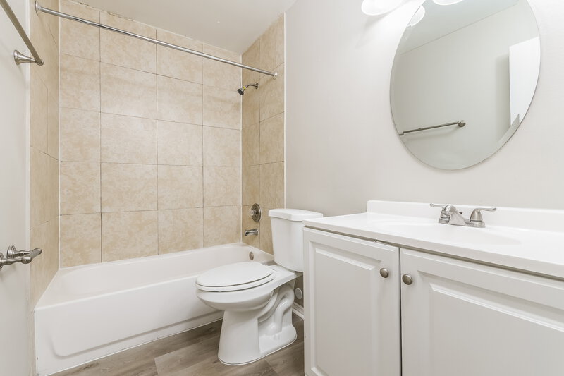 2,400/Mo, 1418 Mona Dr Kissimmee, FL 34744 Bathroom View