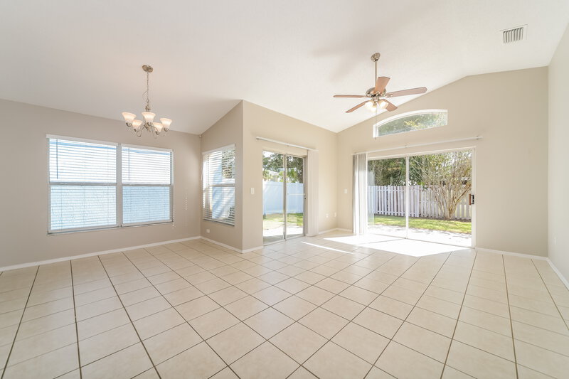 2,110/Mo, 2603 Spring Hill Dr Kissimmee, FL 34743 Misc View