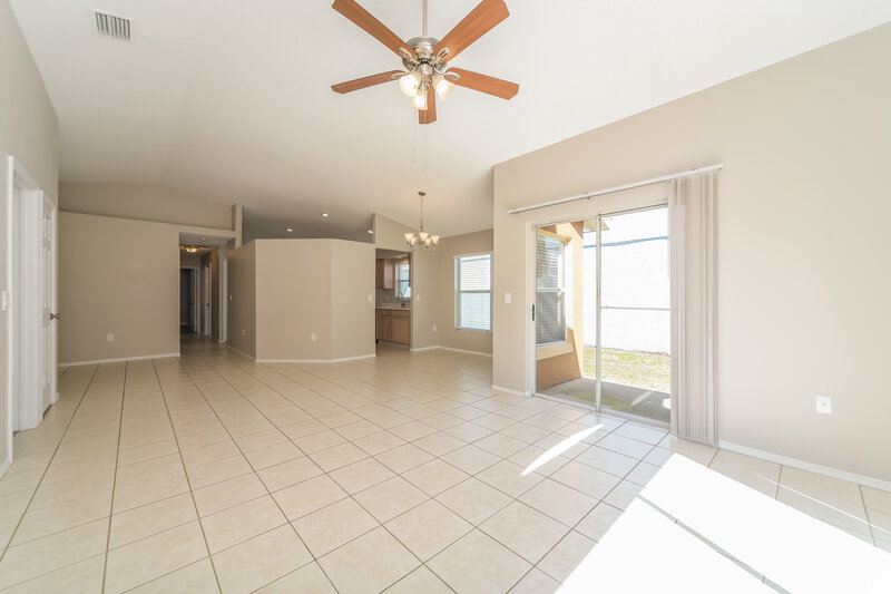 2,110/Mo, 2603 Spring Hill Dr Kissimmee, FL 34743 Misc View 2
