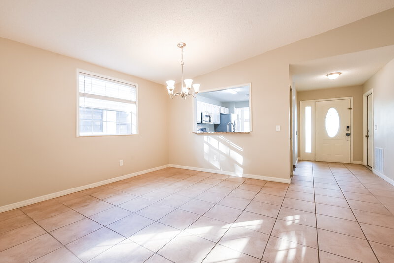 2,015/Mo, 1458 Eldra Dr Kissimmee, FL 34744 Dining Room View 2